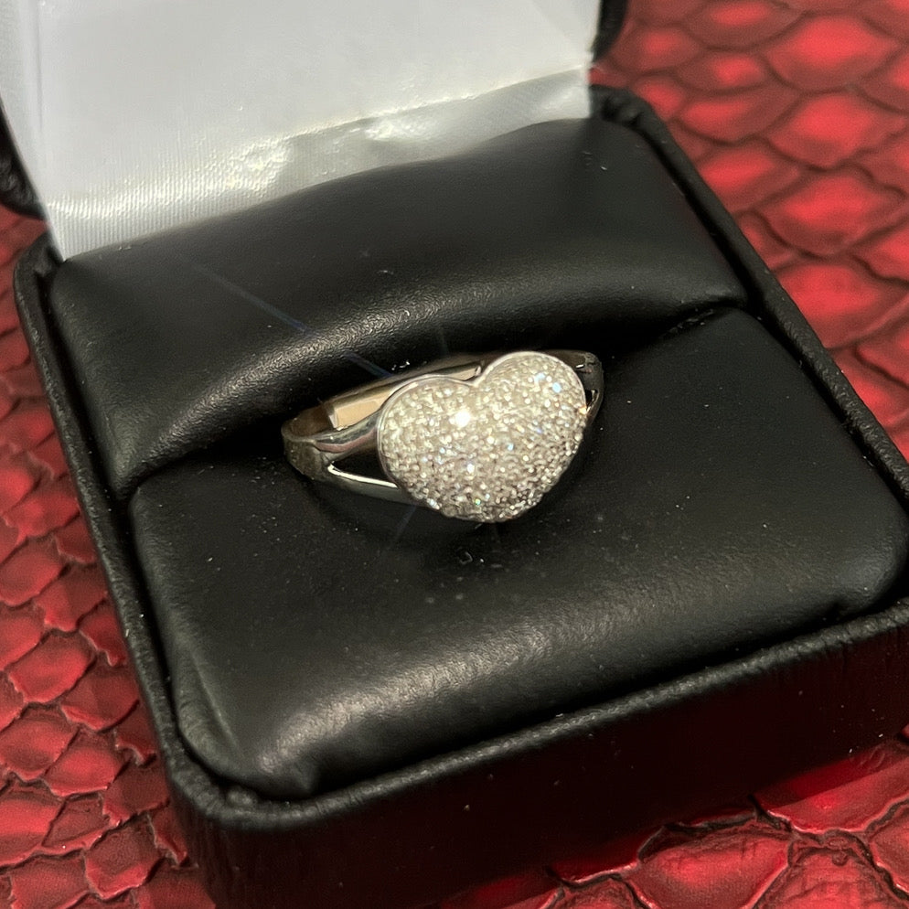 0.25 Carat Genuine Diamond Womens Heart Ring