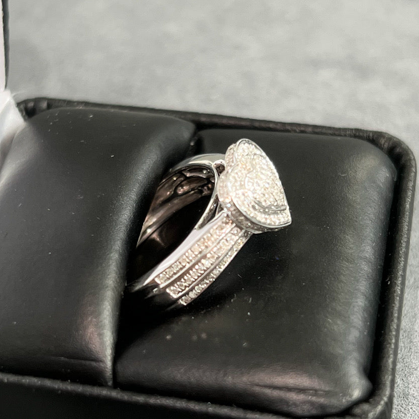 0.35 Carat Genuine Diamond Womens Heart Ring