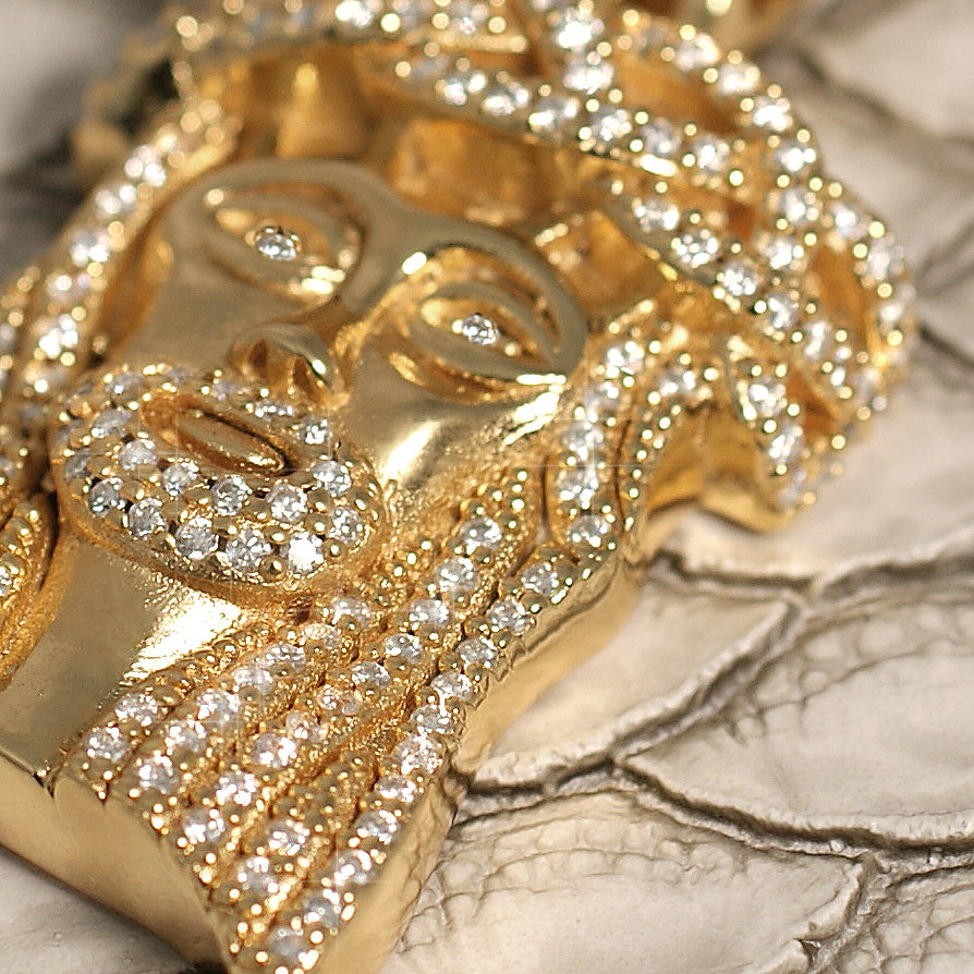 Gold diamond hotsell jesus piece