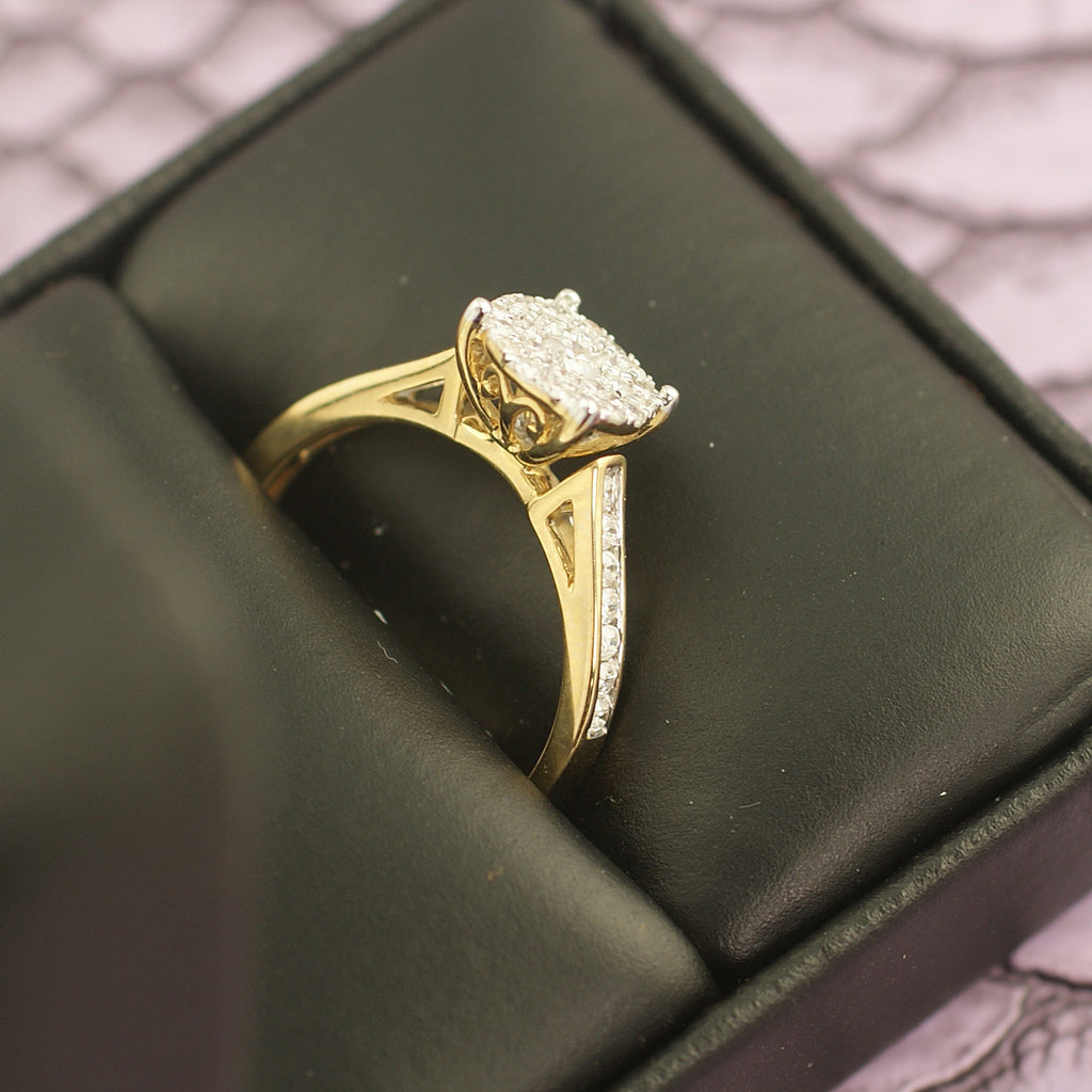 10K Gold 0.50 Carat Cluster Diamond Ring
