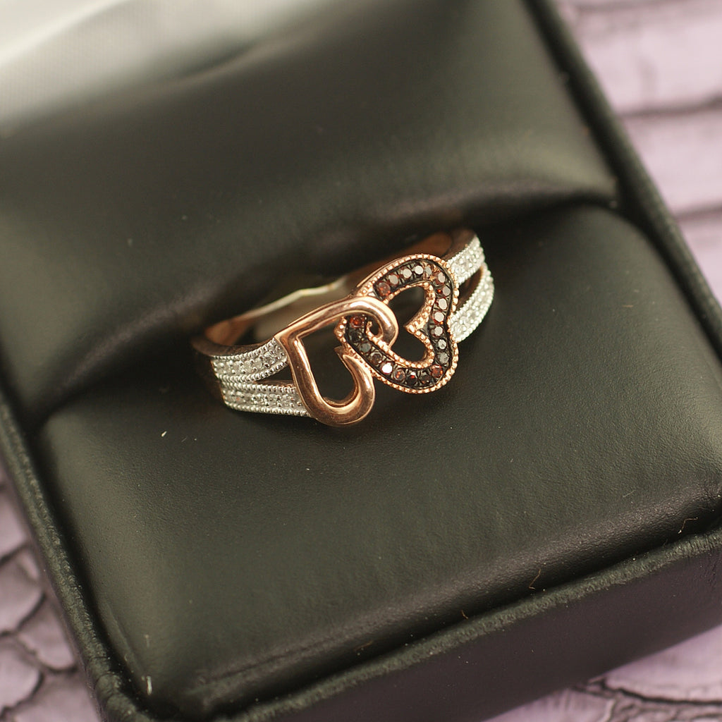 10K Rose Gold 0.15 Carat Red Diamond Heart Ring