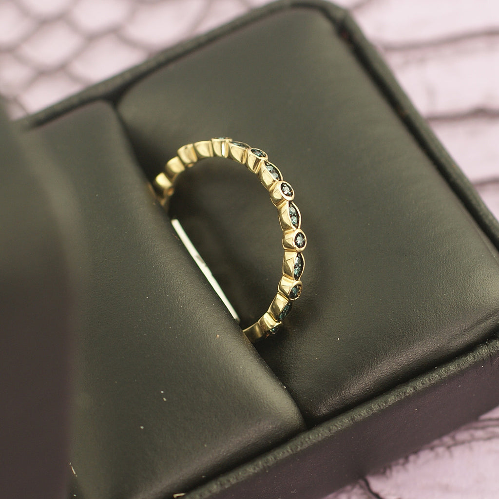 10K Gold 0.10 Carat Blue Diamond Ring