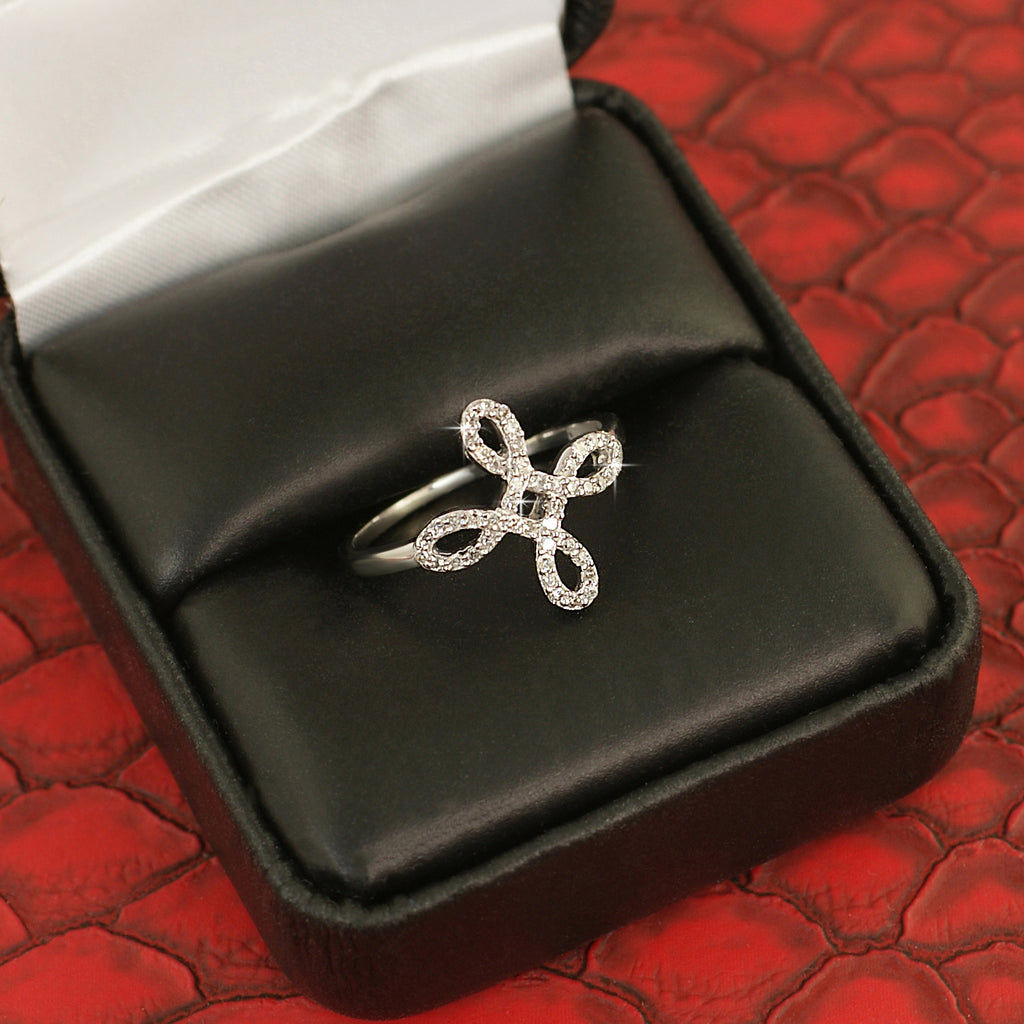10K White Gold 0.17 Carat Diamond Cross Ring